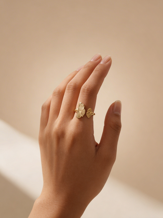 Lume Winged Heart Ring