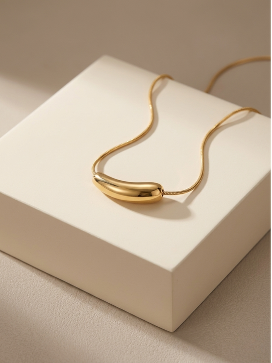 Curved Tube Necklace