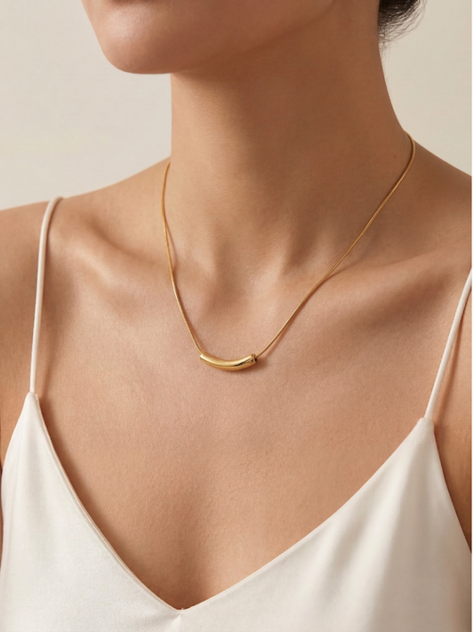 Curved Tube Necklace