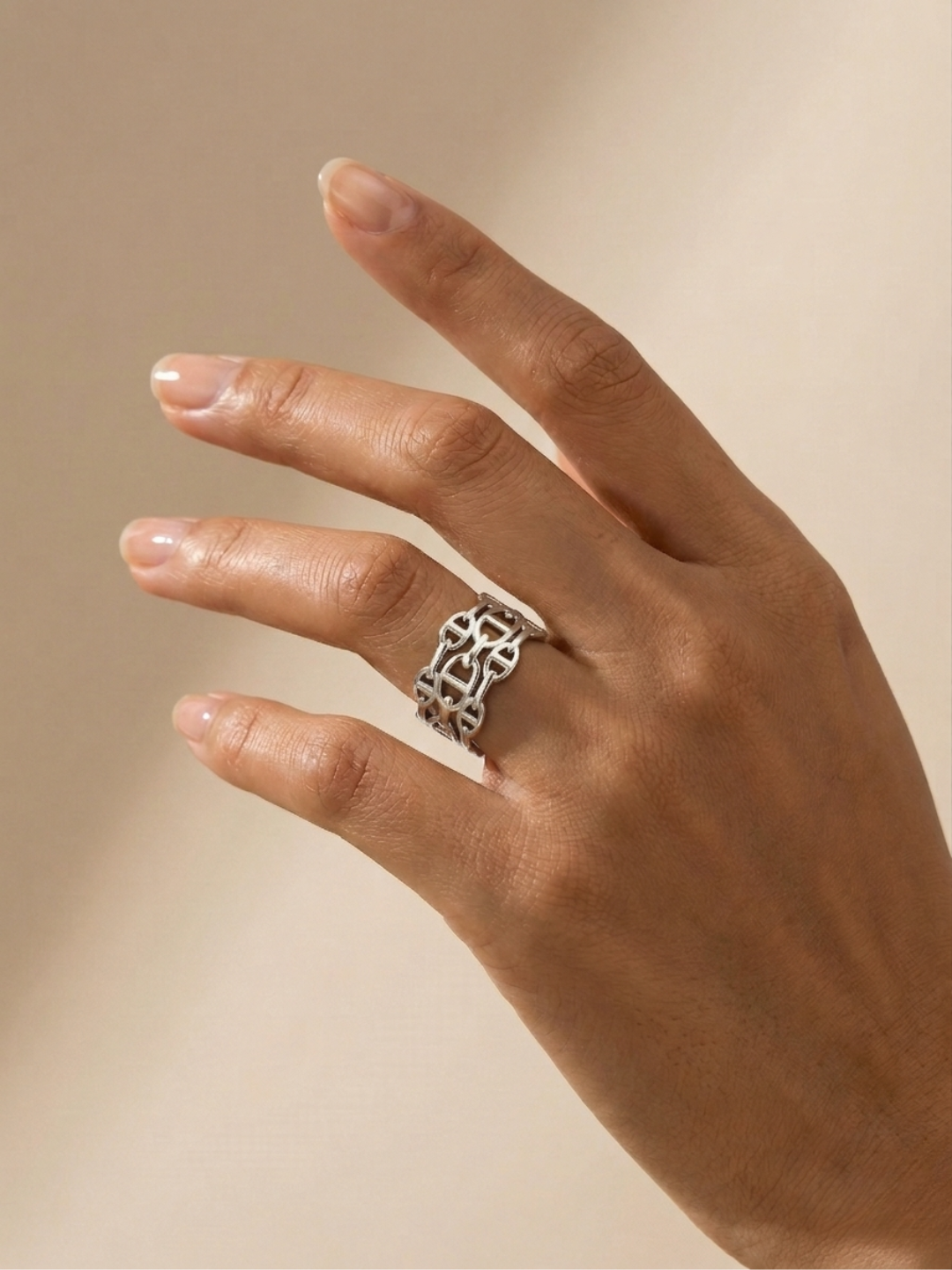 Statement Chain Ring