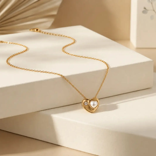 Luna heart Pearl pendant